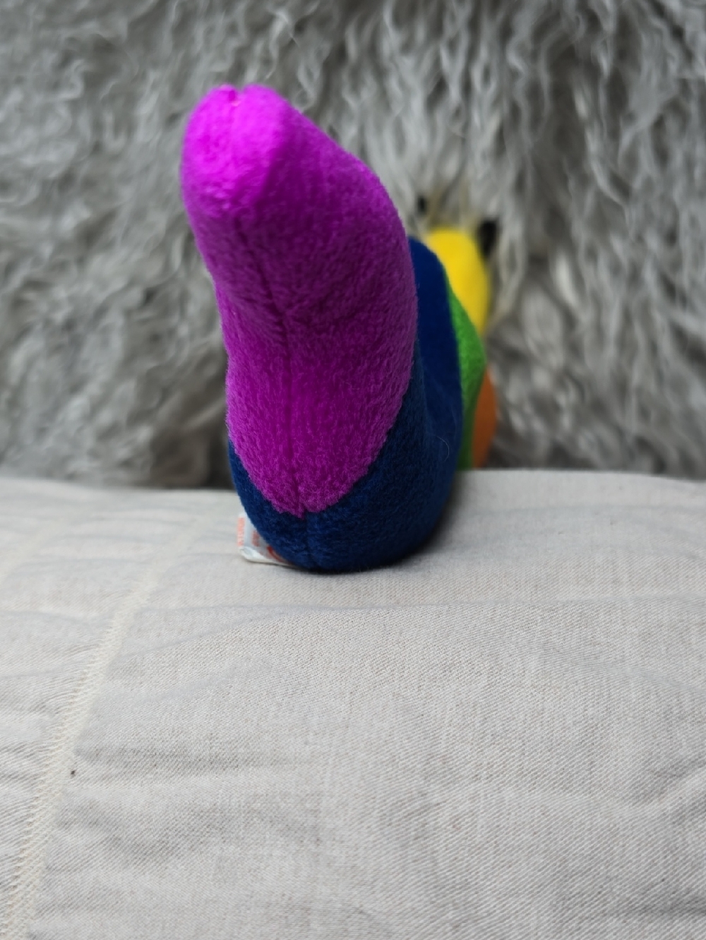 TY Beanie Baby Inch the Caterpillar | 1995 Vintage Rainbow Plush - Picture 5 of 9